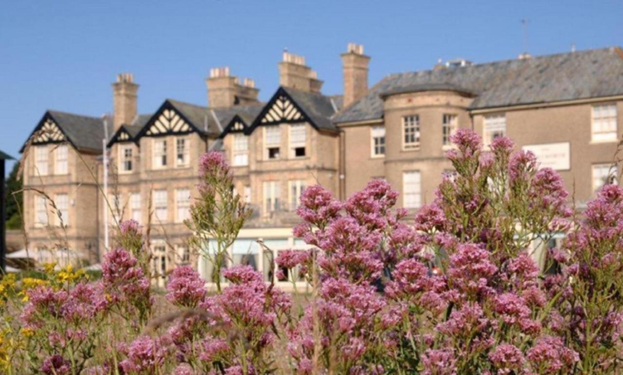 Wentworth Hotel オールドバラ エクステリア 写真
